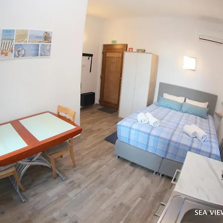 Apartments Morski Svet Portoroz Room photo